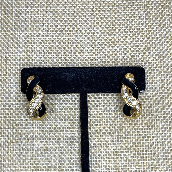 Vintage Trifari Black Enamel Rhinestone Braid Clip On Earrings - Picture 1 of 6